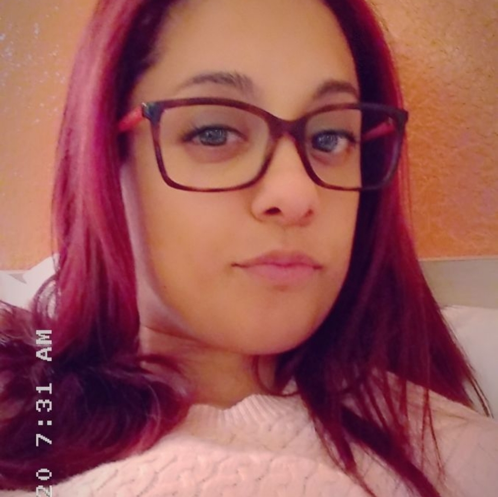 Meet your Posher, Marissa